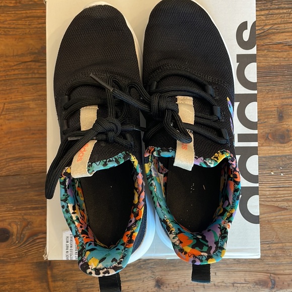 Girls adidas cloudfoam pure 2.0/ size 5.5 - Picture 3 of 4